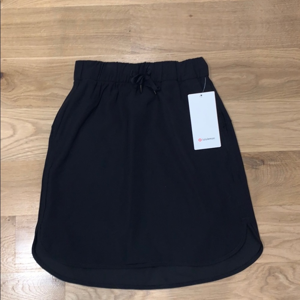 Lululemon On the Fly Skirt